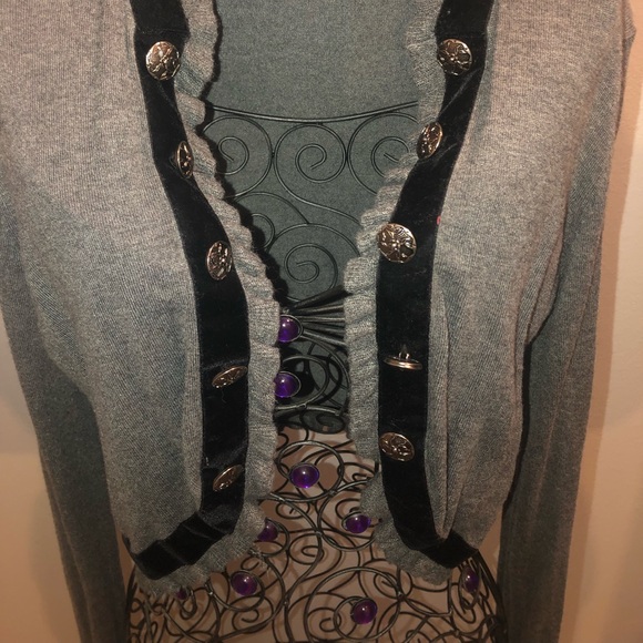 🎁Forever 21 sweater size Large🎁 - Picture 5 of 5